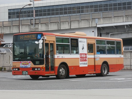５６７８号車　ワンステップバス　伊川谷駅にて